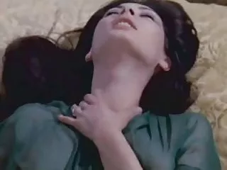 Edwige fenech - la signora gioca bene a scopa (1974) signora