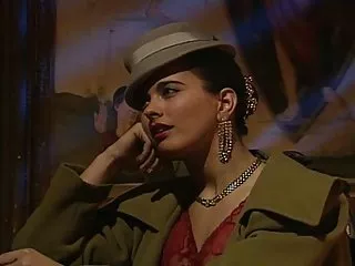 Angelica bella e zara whites in un classico film italiano classico