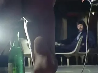 Xxx guardare il video di le notti erotiche dei morti viventi che vivono notti